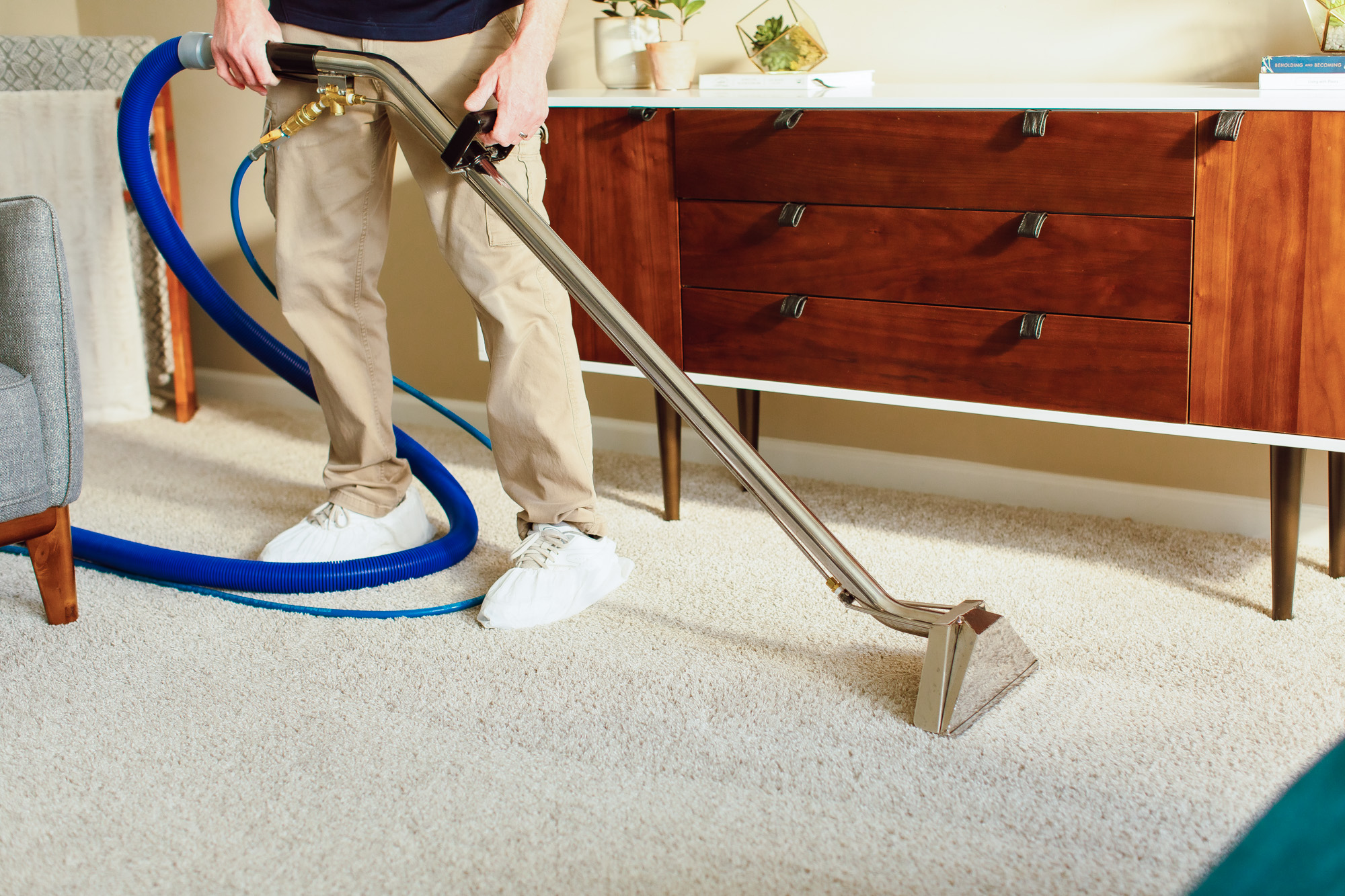 Carpet Cleaning in Saginaw, MI Modernistic